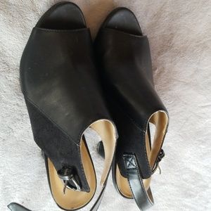 Dress shoes worn once 4 hours max